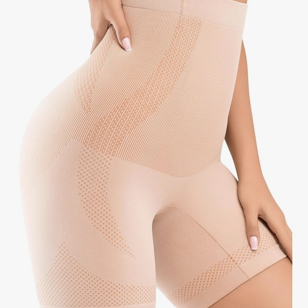 Seamless High-Waist Shapewear Shorts - Nude